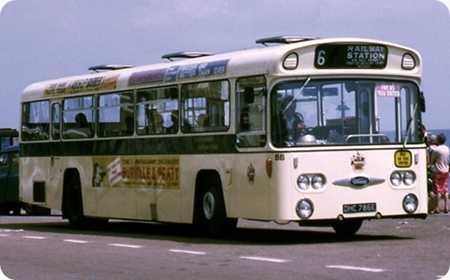 Eastbourne Corporation - Daimler Roadliner - DHC 786E - 86