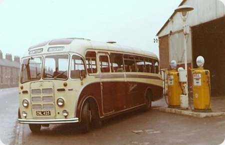 H W Hunter and Sons - Leyland Tiger - CNL 425 22