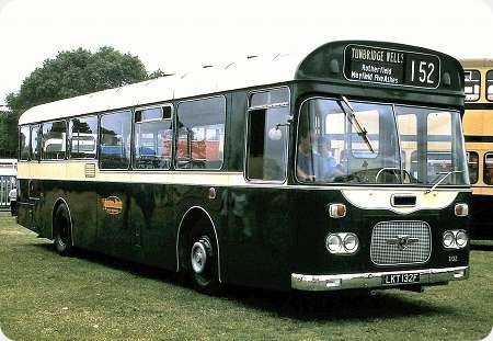 Maidstone & District - Leyland Panther - LKT 132F - 3132